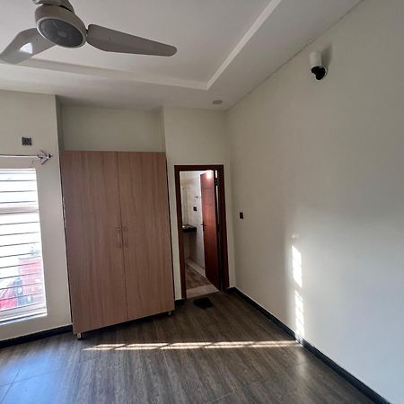 Deluxe King Room In Silverscape Residence Rawalpindi Dış mekan fotoğraf