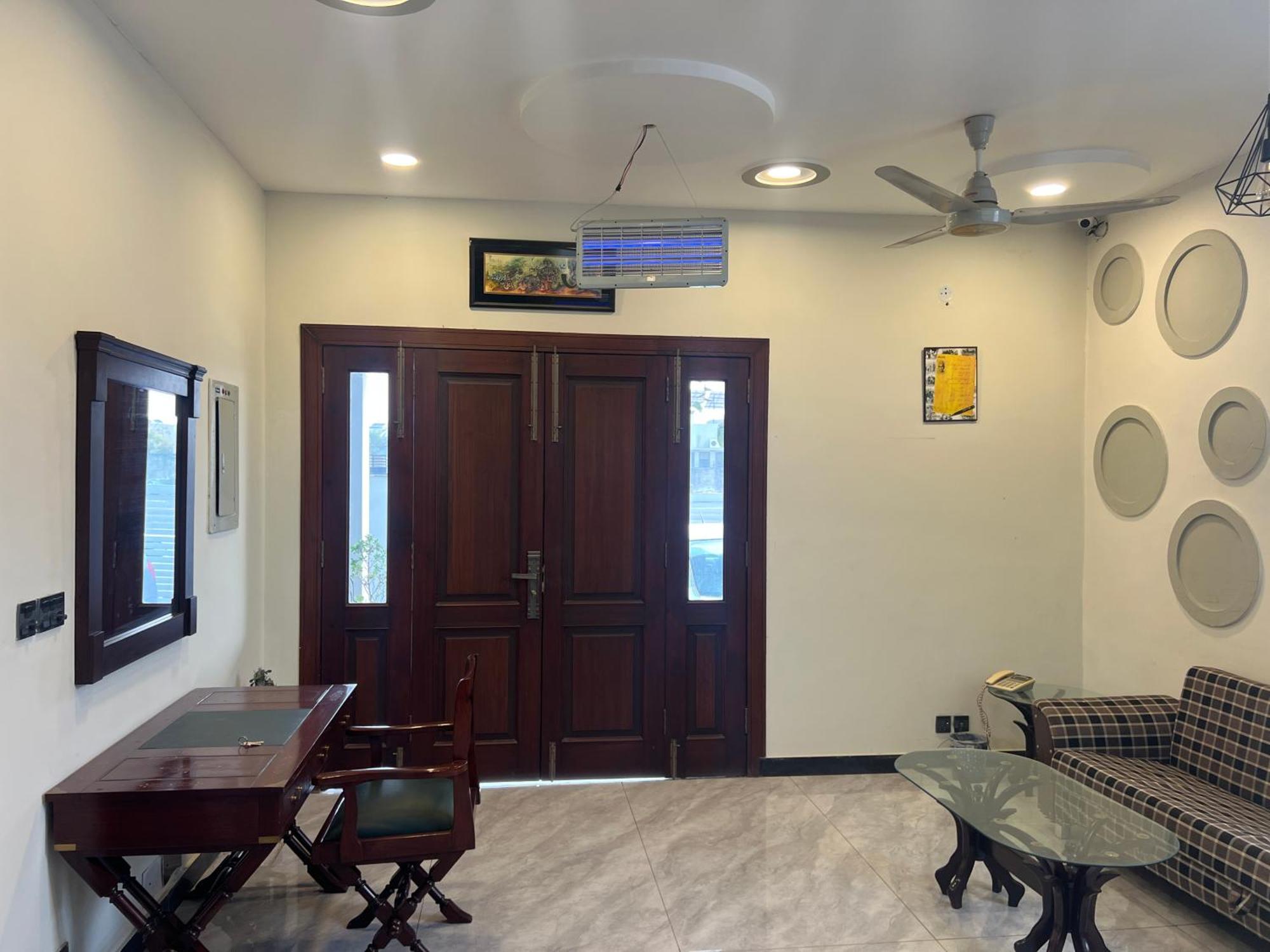 Deluxe King Room In Silverscape Residence Rawalpindi Dış mekan fotoğraf
