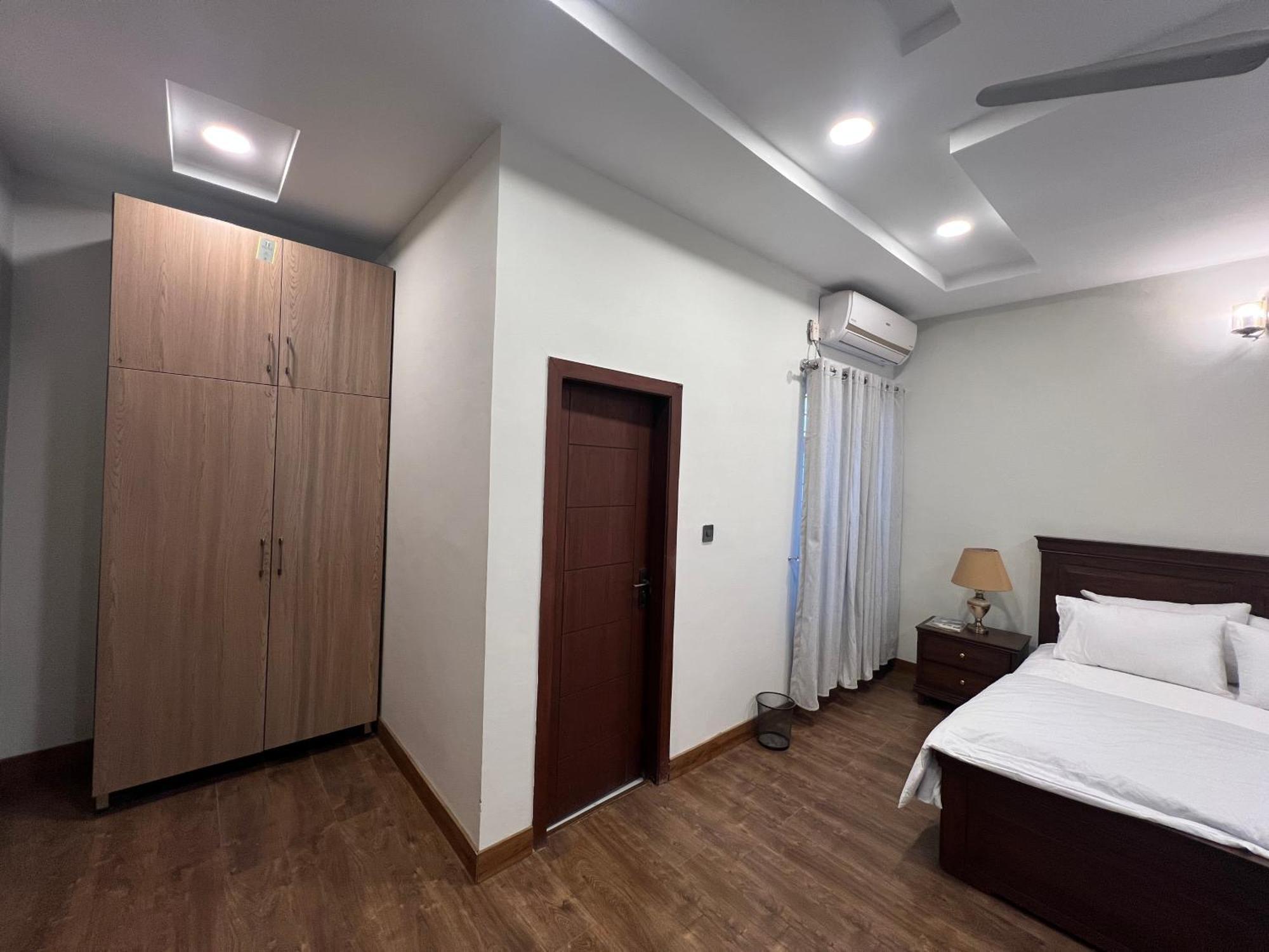 Deluxe King Room In Silverscape Residence Rawalpindi Dış mekan fotoğraf